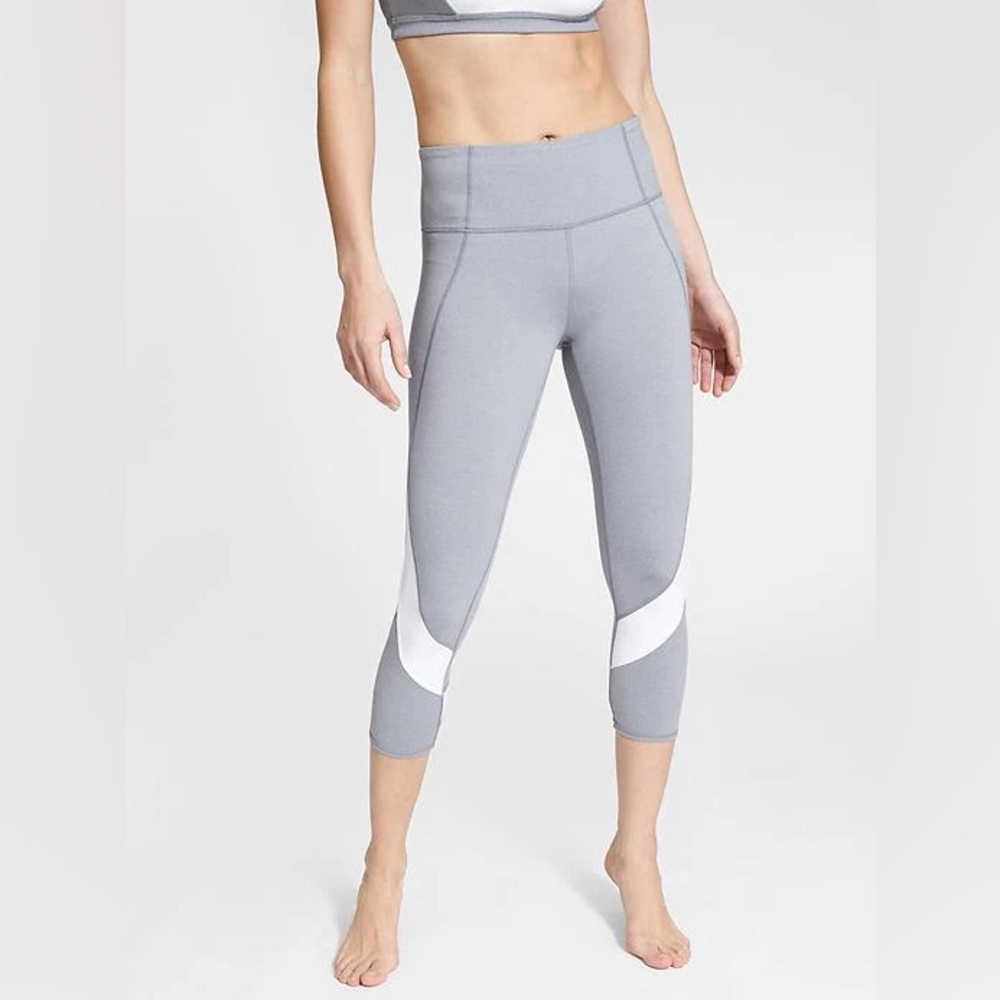 Athleta Colorblock Mesh Salutation Capri Leggings size small
